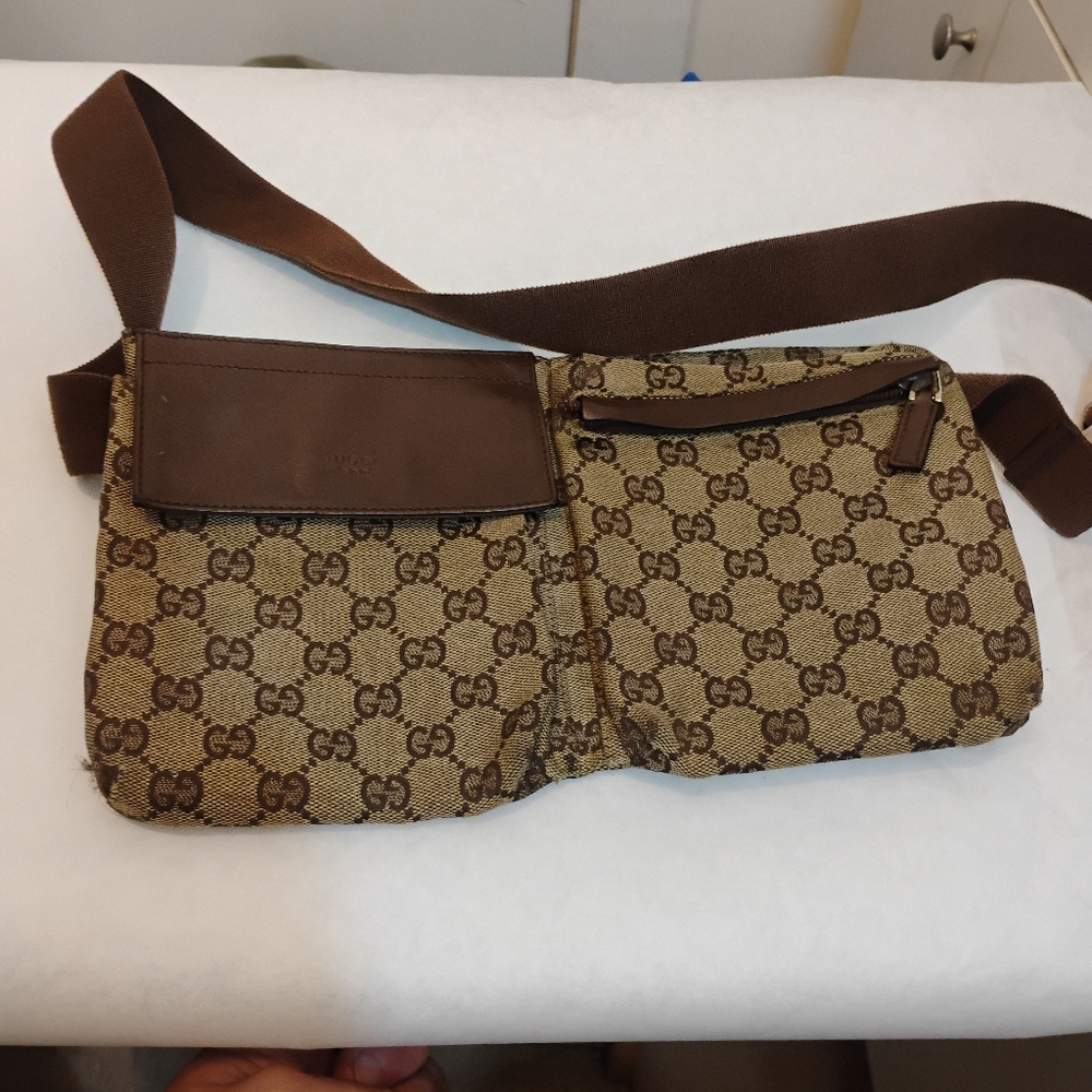 Gucci Fanny Pack Supreme Logo Read Authentic